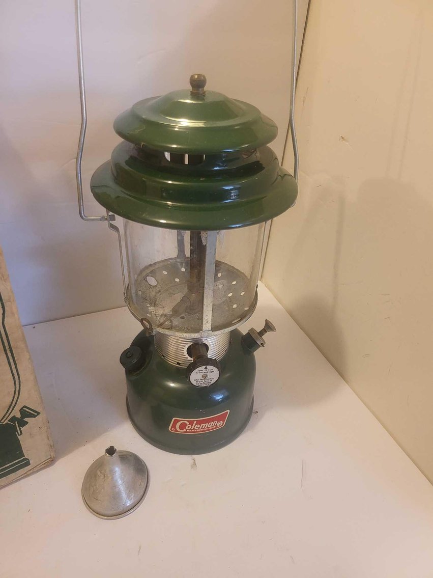 Image for Antiques, Collectibles, Guitar, Vintage items