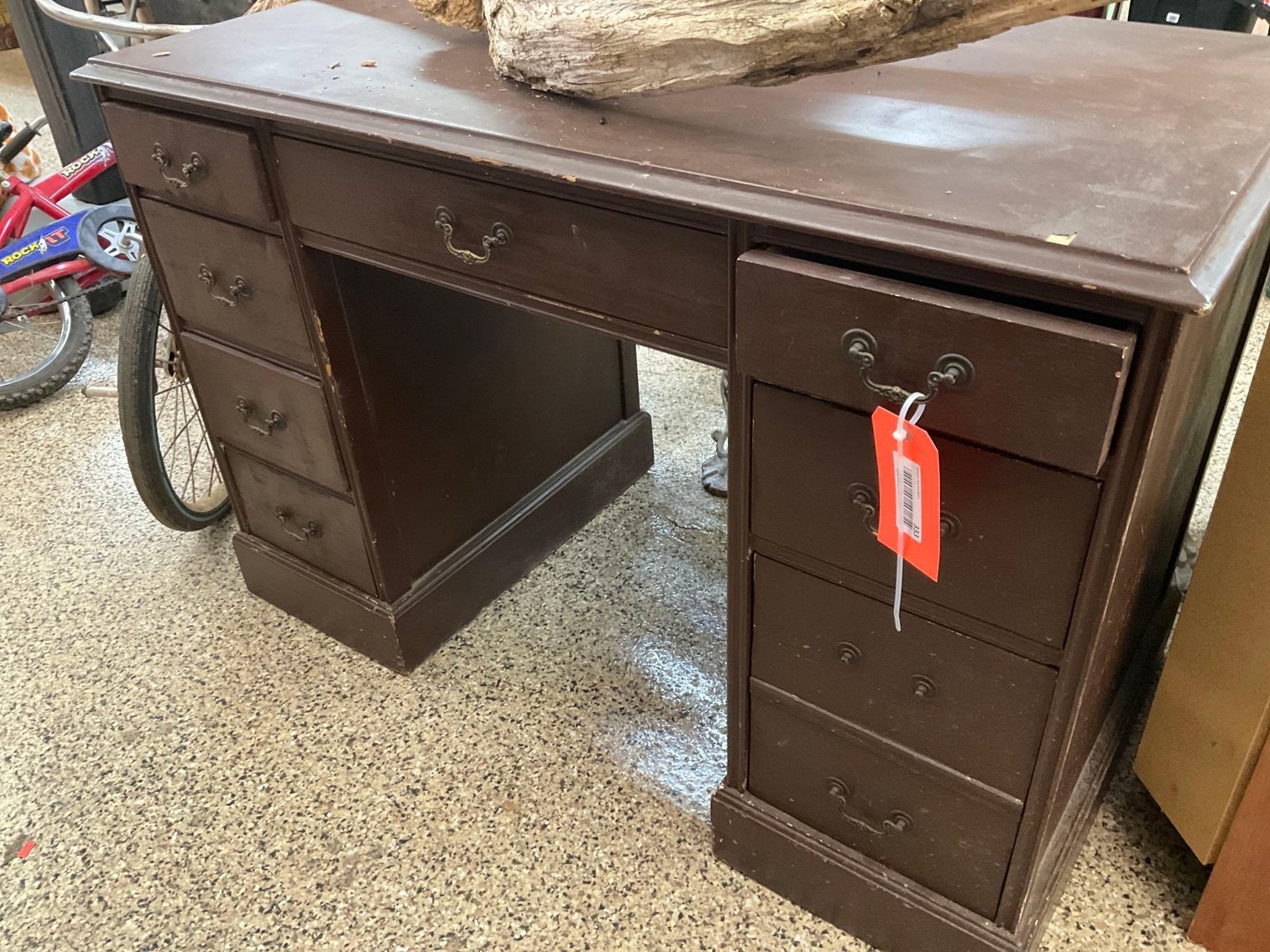 Image for Furniture, collectibles, household-Main front