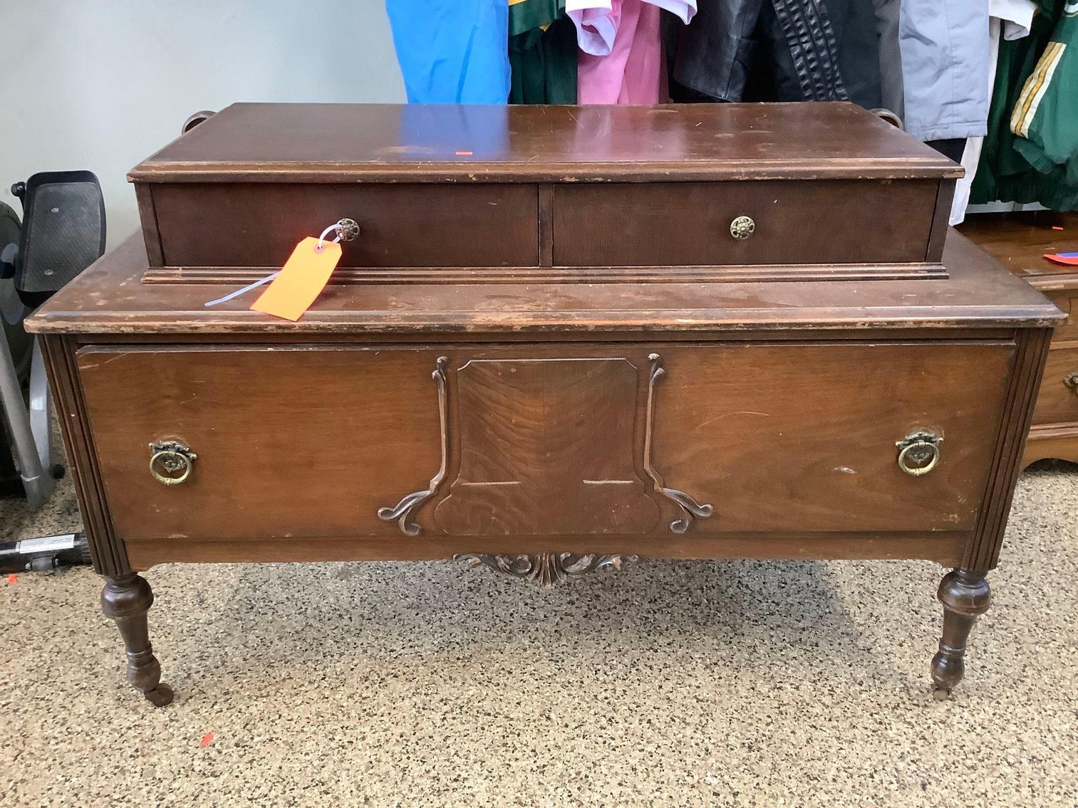 Image for Furniture, collectibles, household-Main front