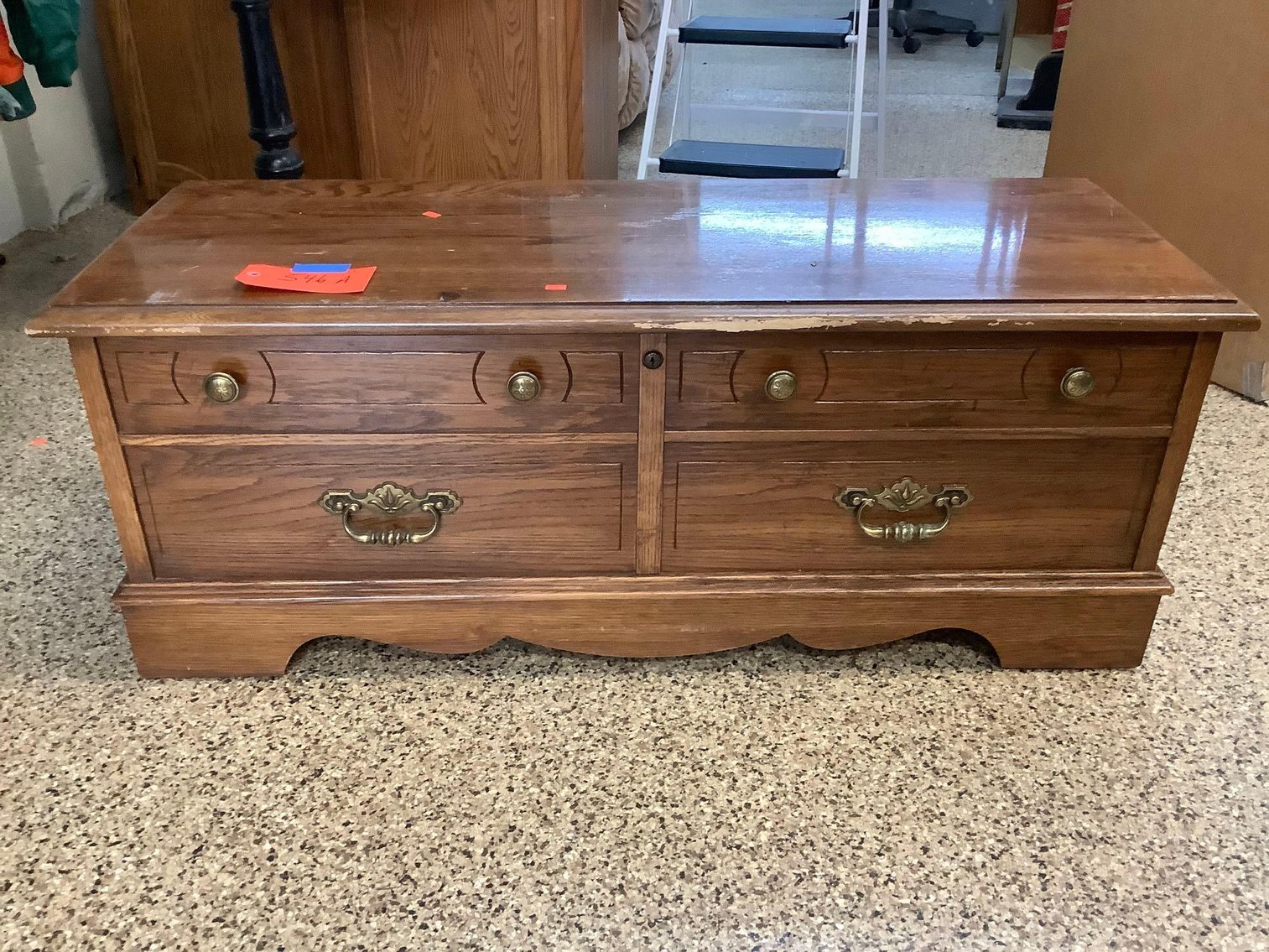 Image for Furniture, collectibles, household-Main front