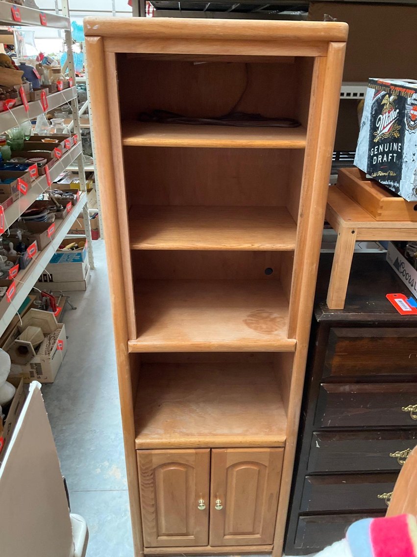 Image for Furniture, collectibles, household-Appleton