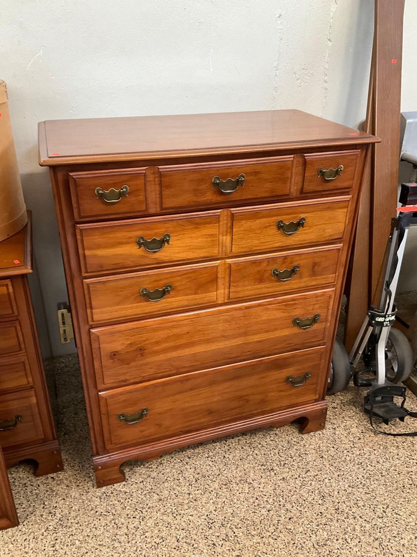 Image for Furniture, collectibles, household-Main back