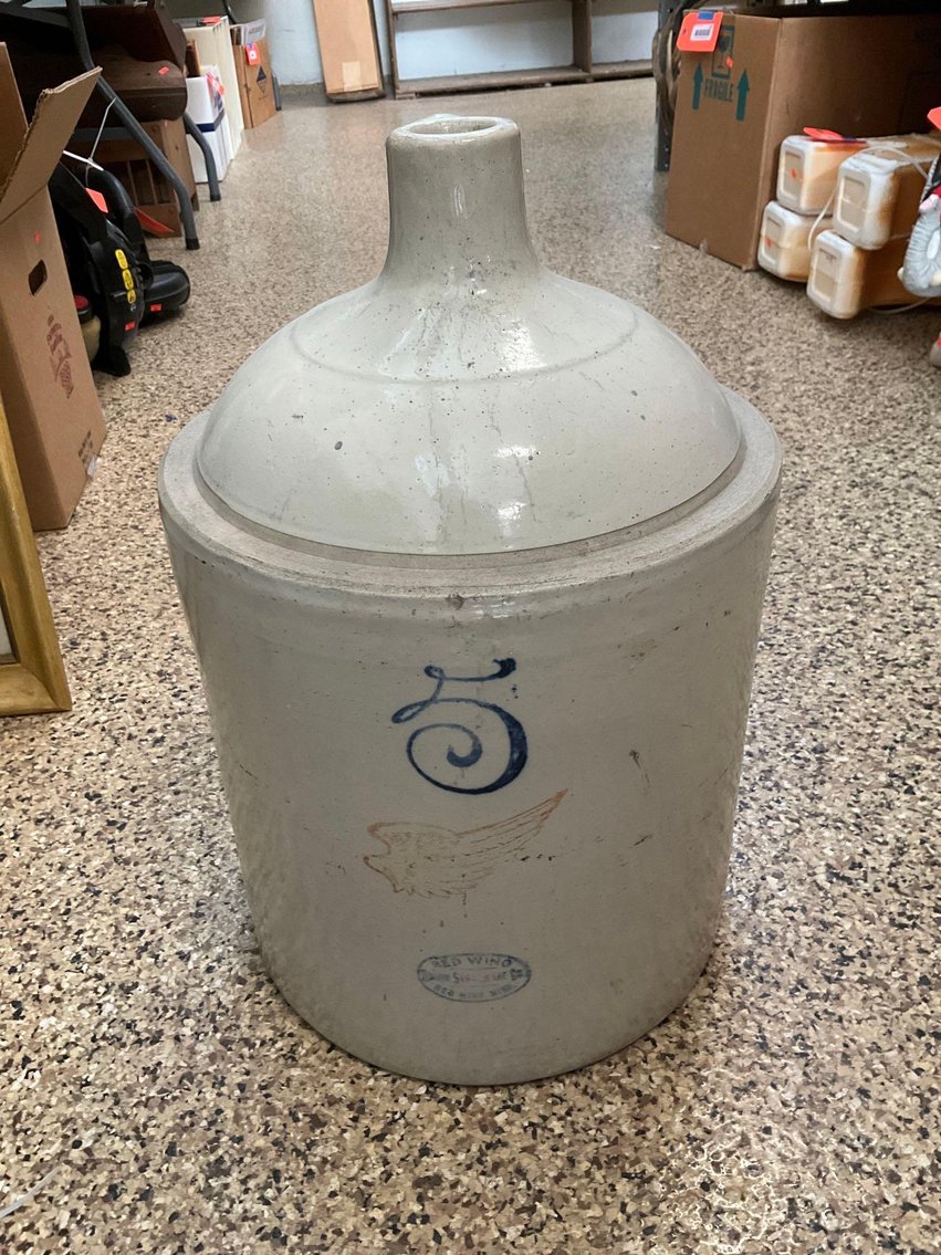 Image for Furniture, collectibles, household-Main back