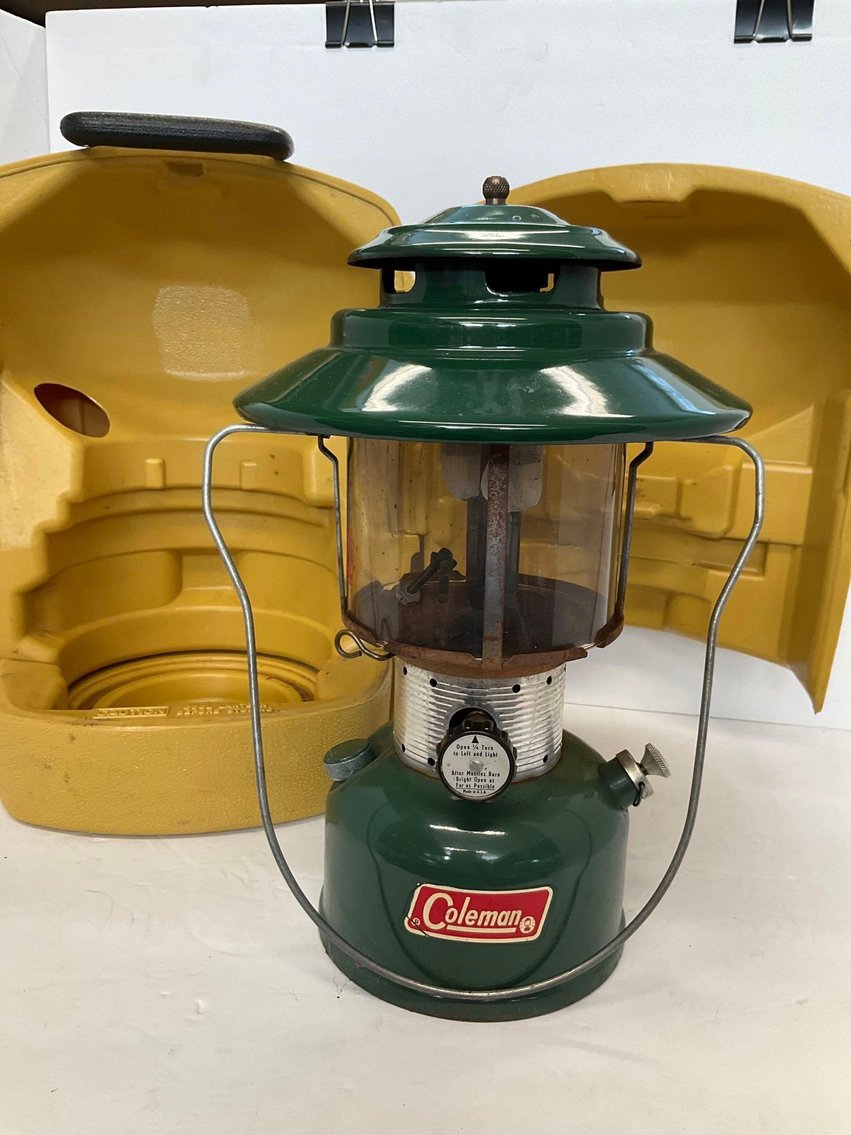 Image for Furniture, collectibles, household-Main back