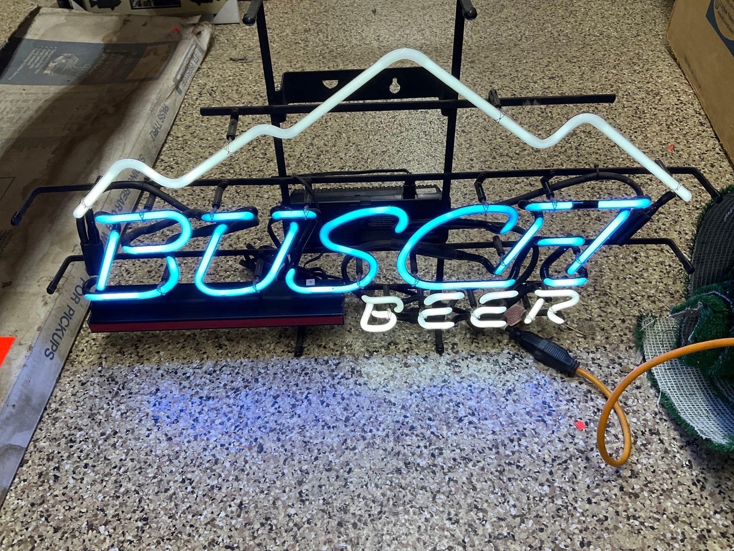 Image for Furniture, collectibles, household-Main front