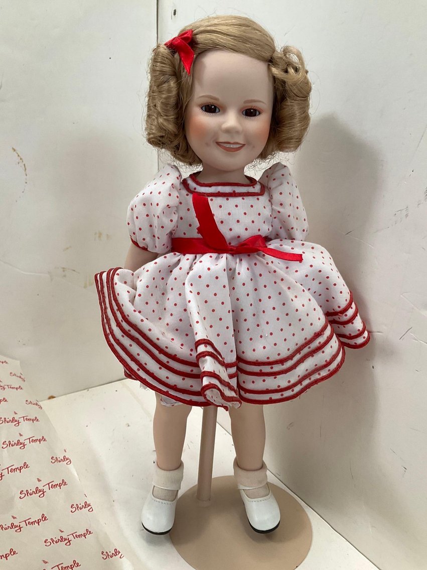 Image for Furniture, collectibles, household-Main front