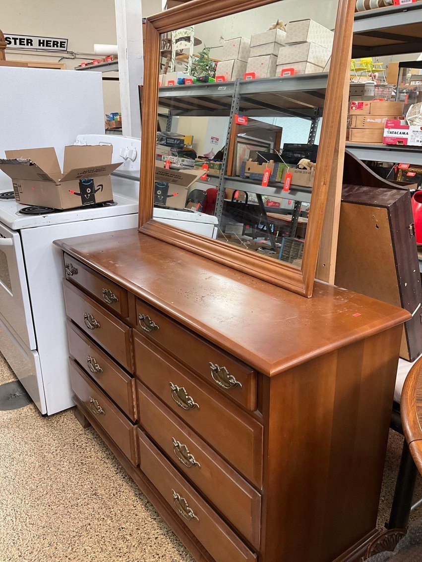 Image for Furniture, collectibles, household-Main front