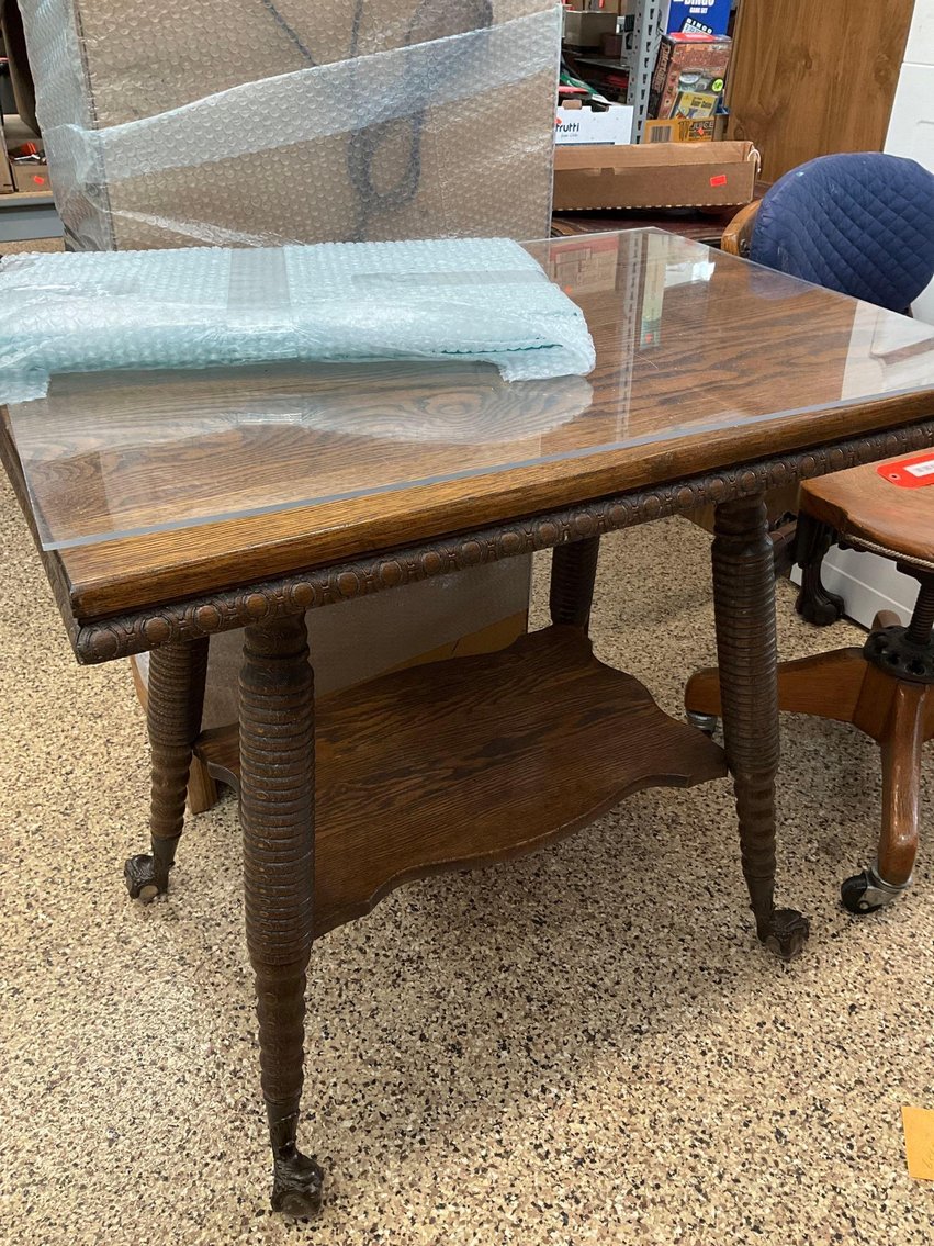 Image for Furniture, collectibles, household-Main front