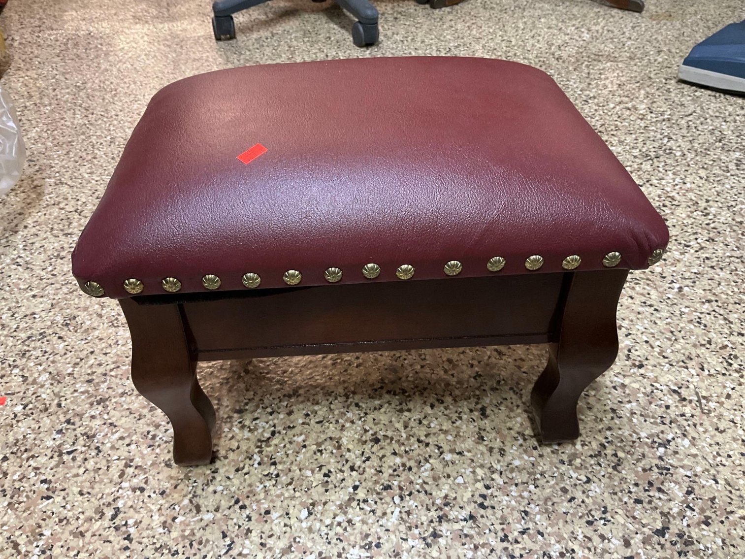 Image for Furniture, collectibles, household-Main front