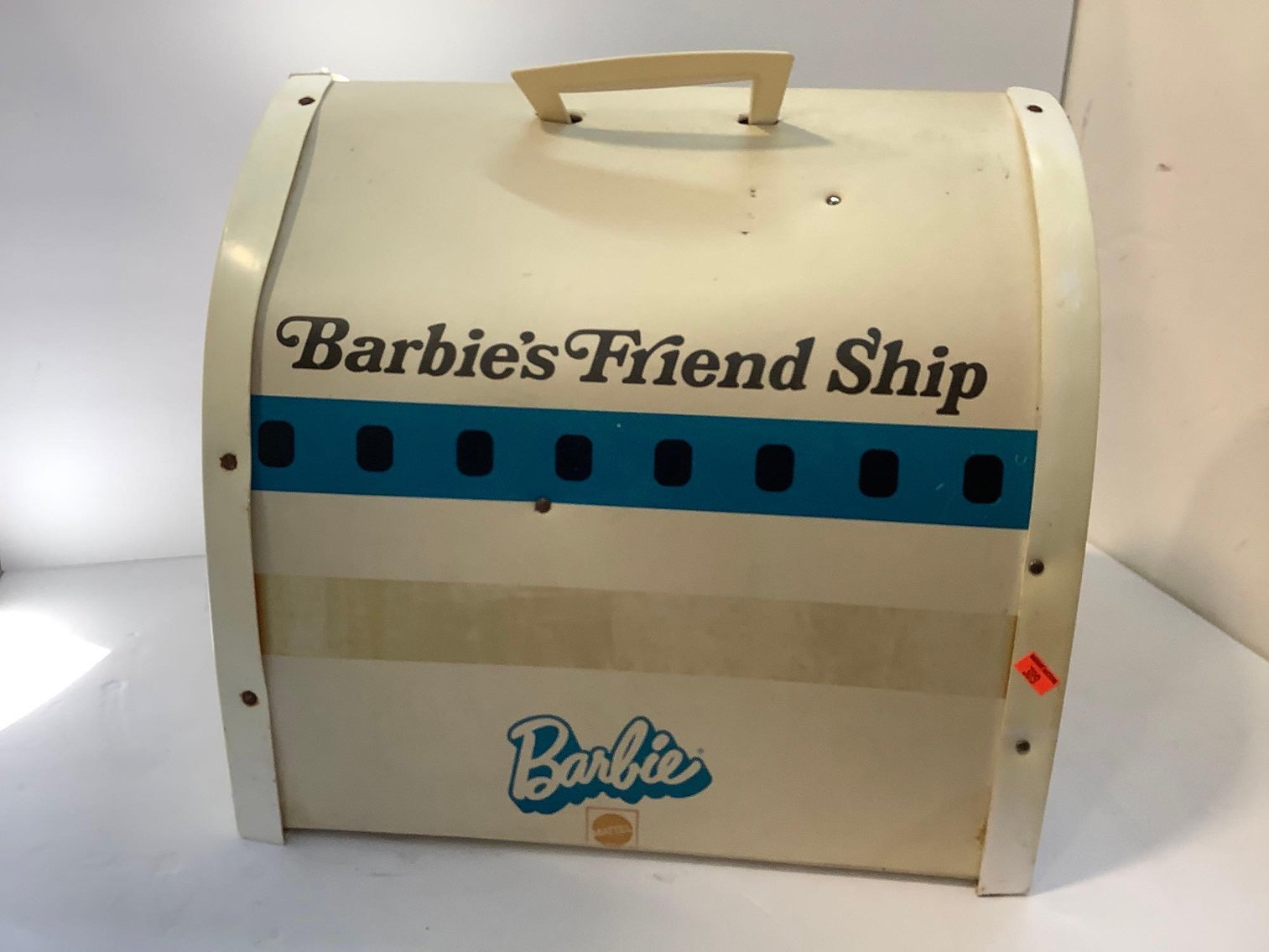 Image for Corvette, Furniture, collectibles, household-New south