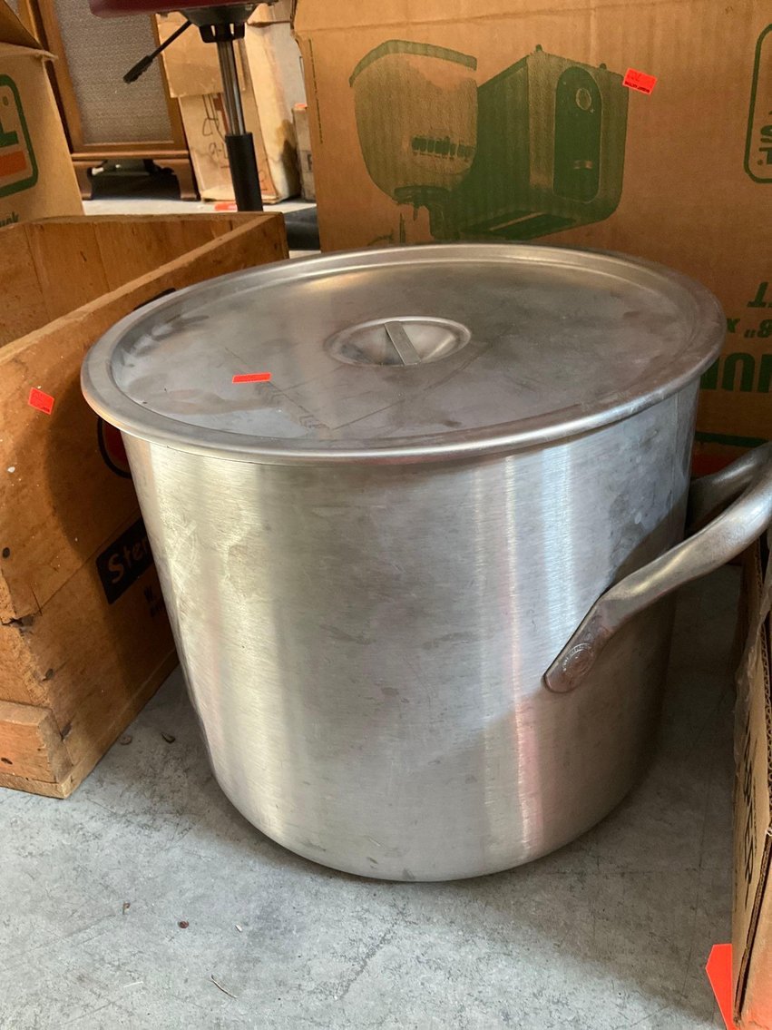 Image for Corvette, Furniture, collectibles, household-New south