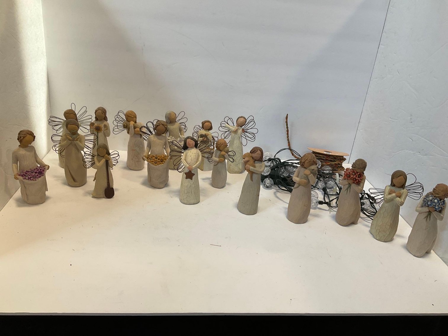 Image for Corvette, Furniture, collectibles, household-New south