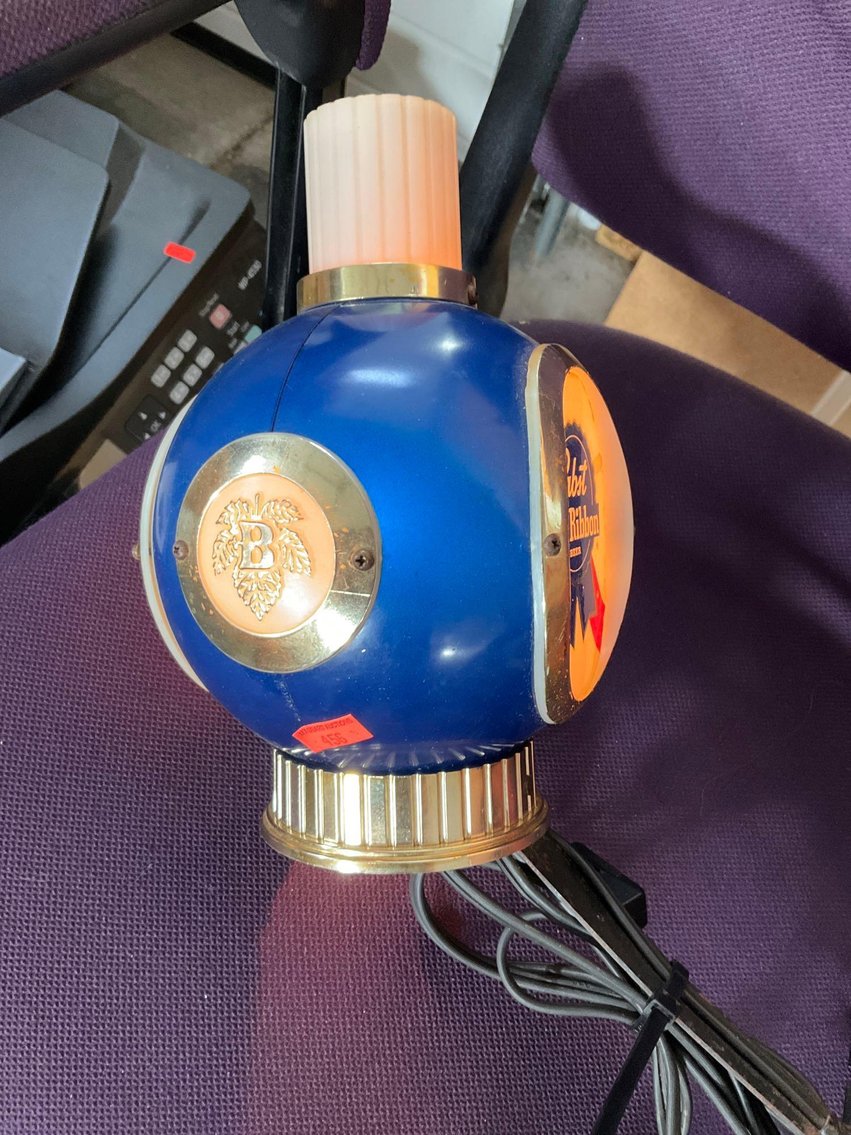 Image for Corvette, Furniture, collectibles, household-New south