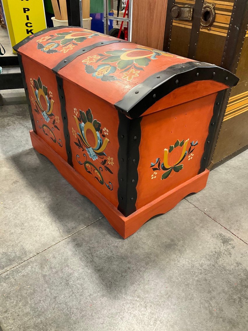 Image for Corvette, Furniture, collectibles, household-New south