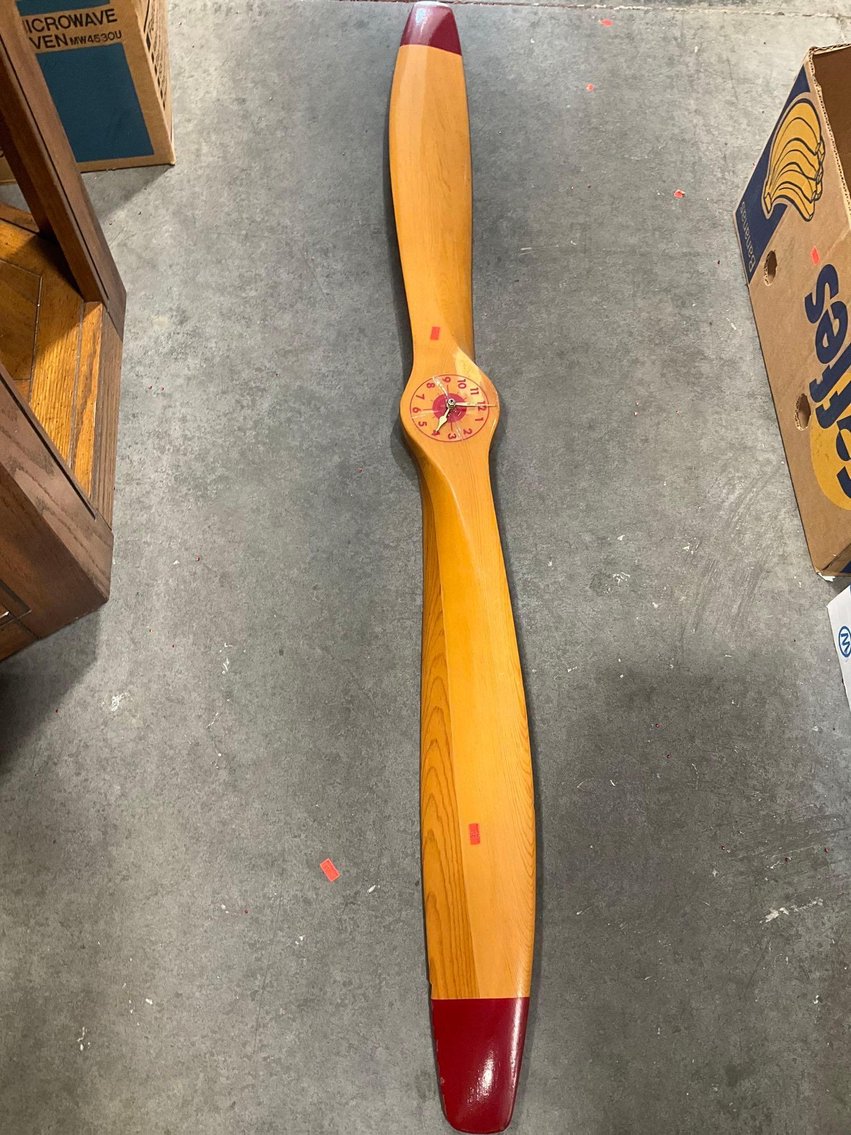 Image for Corvette, Furniture, collectibles, household-New south