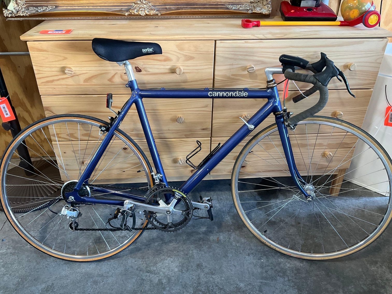 Image for Corvette, Furniture, collectibles, household-New south