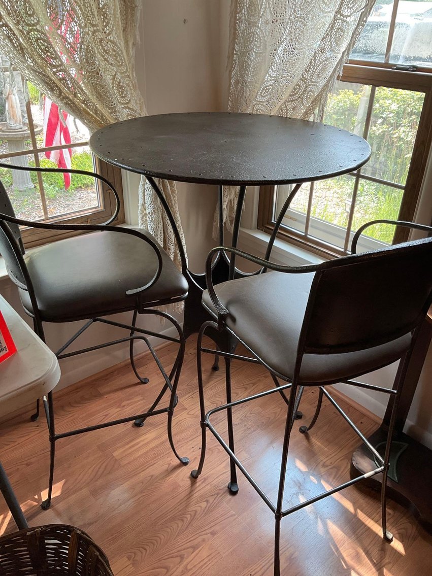 Image for Furniture, collectibles, household-Oconto