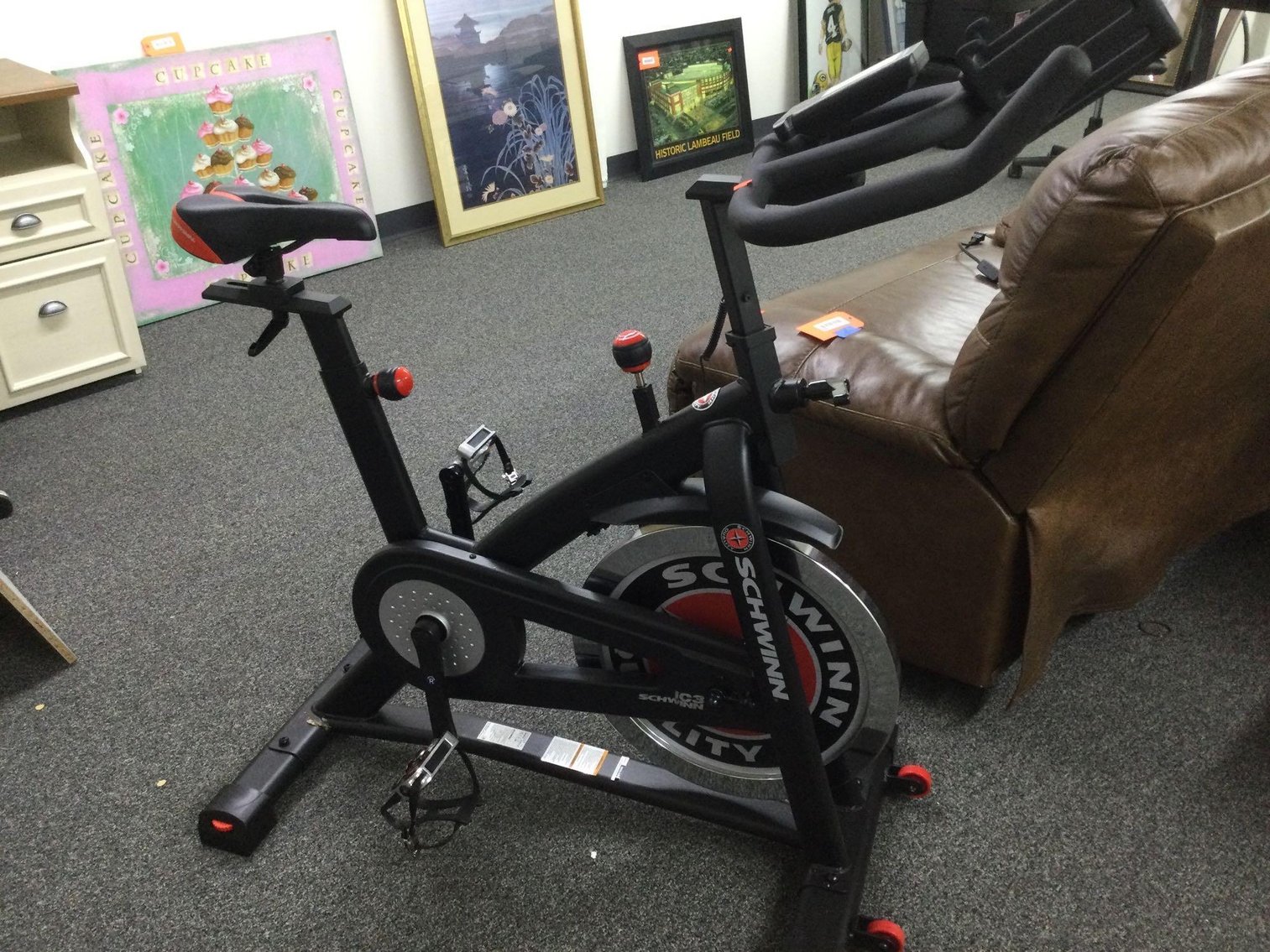 Image for Furniture, collectibles, household-Main front