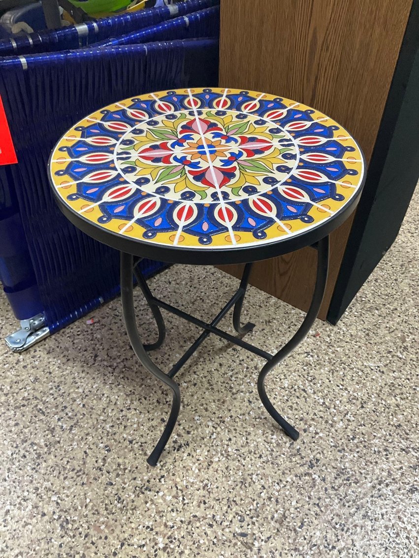 Image for Furniture, collectibles, household-Main front