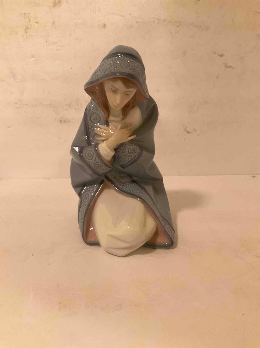 Image for Furniture, collectibles, household-Heritage Heights Rd