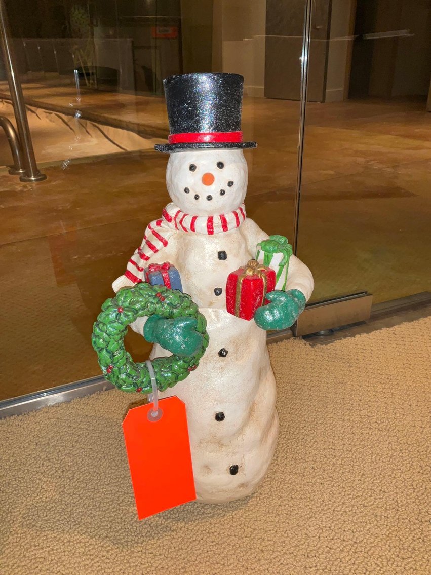 Image for Furniture, collectibles, household-Heritage Heights Rd