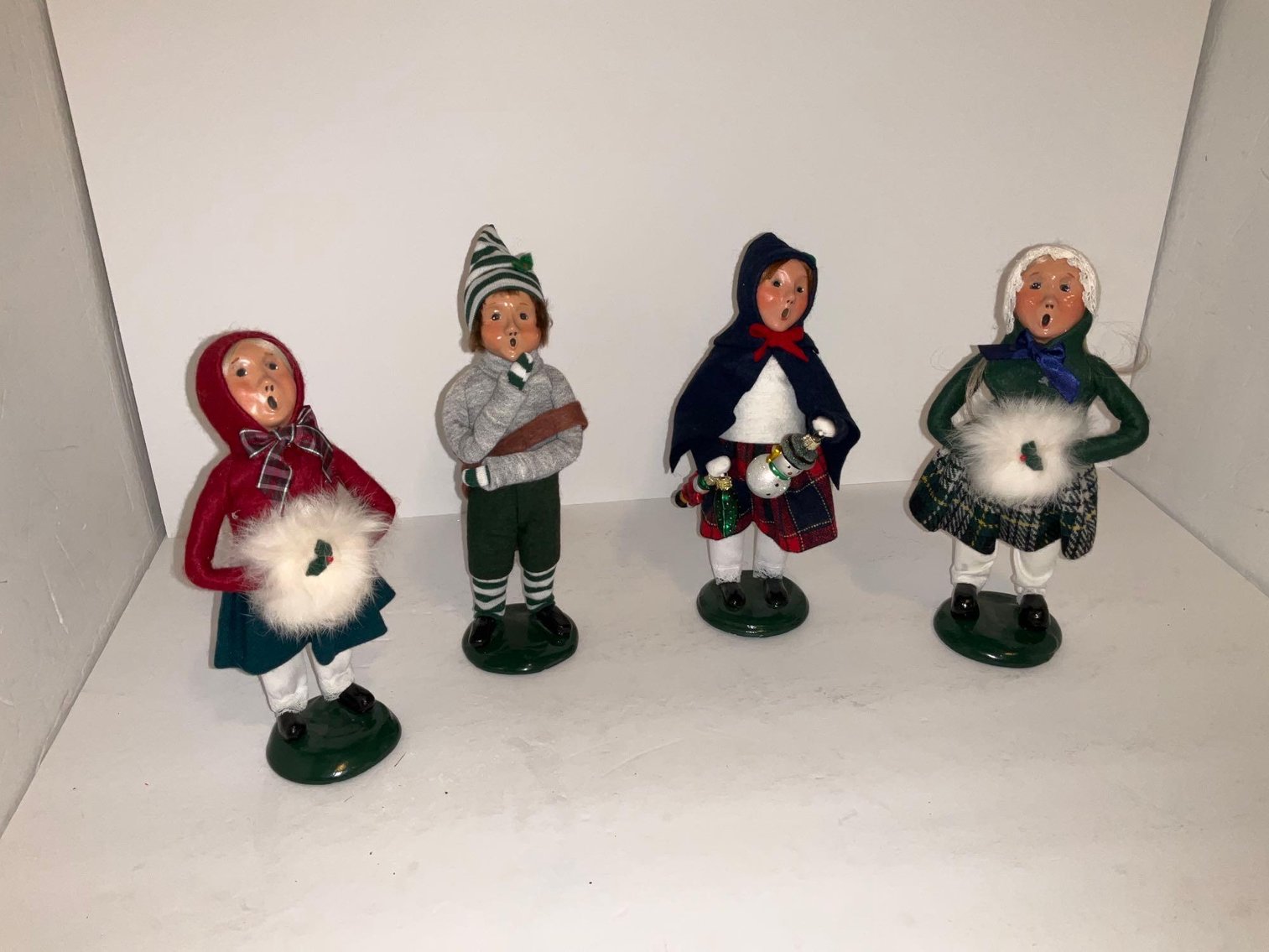 Image for Furniture, collectibles, household-Heritage Heights Rd