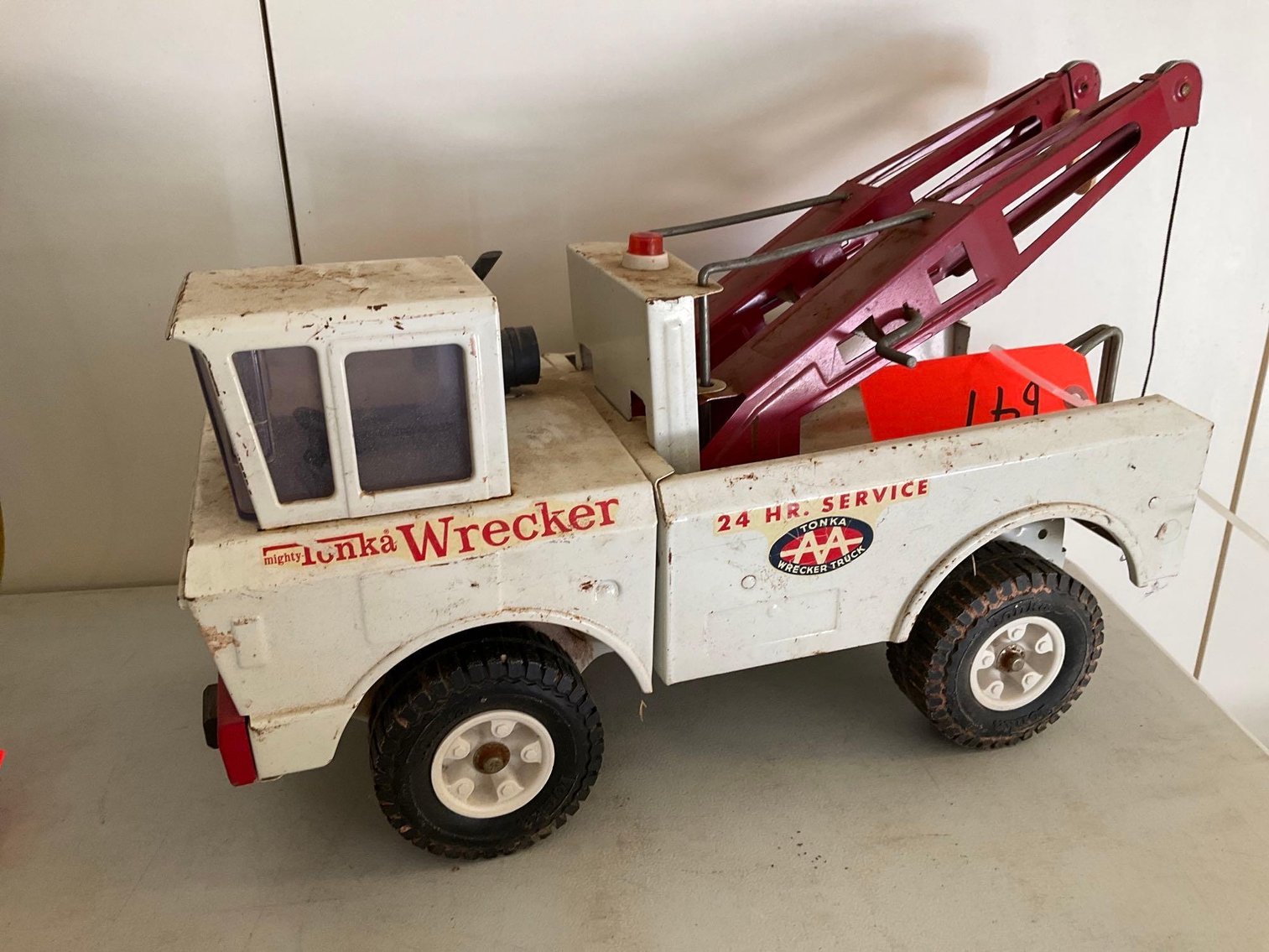 Image for Furniture, collectibles, household-Heritage Heights Rd