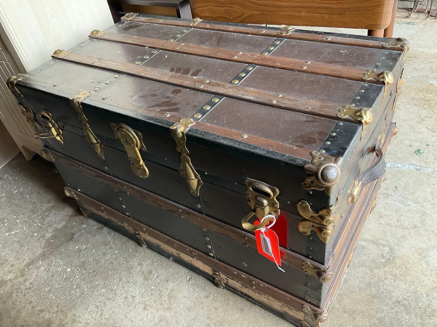 Image for Furniture, collectibles, household-Memorial Dr