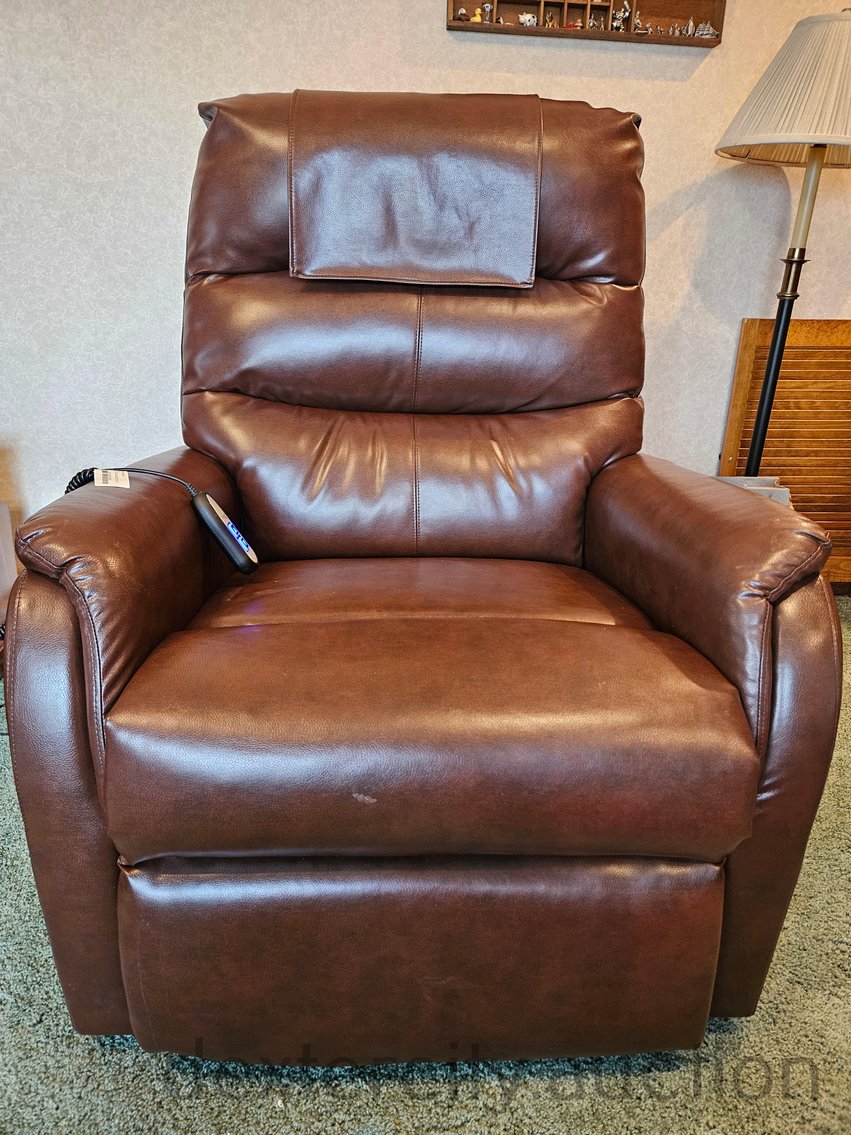 Image for Goehring estate sale Marietta Oh.