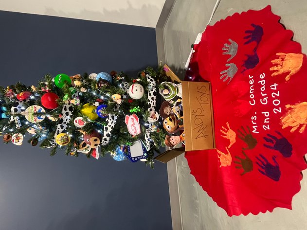 Image for Avenue of Evergreens - ACA Fundraiser Auction