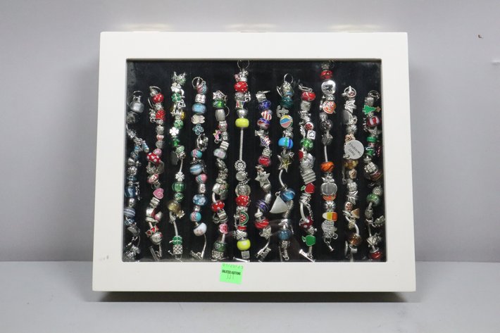 Image for Tinkling Spring Gallery #205