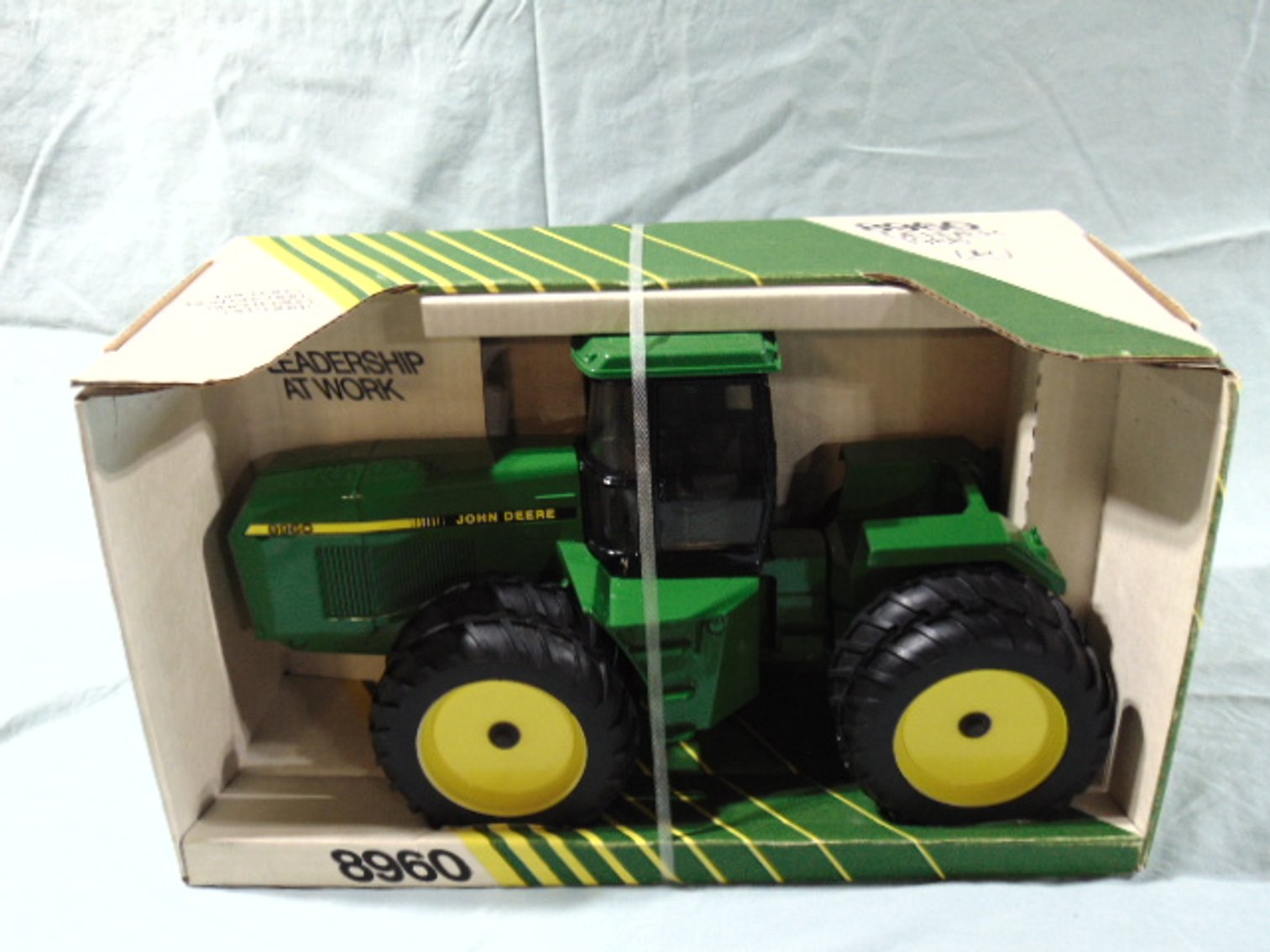 Image for Dyersville Spring Auction Extravaganza