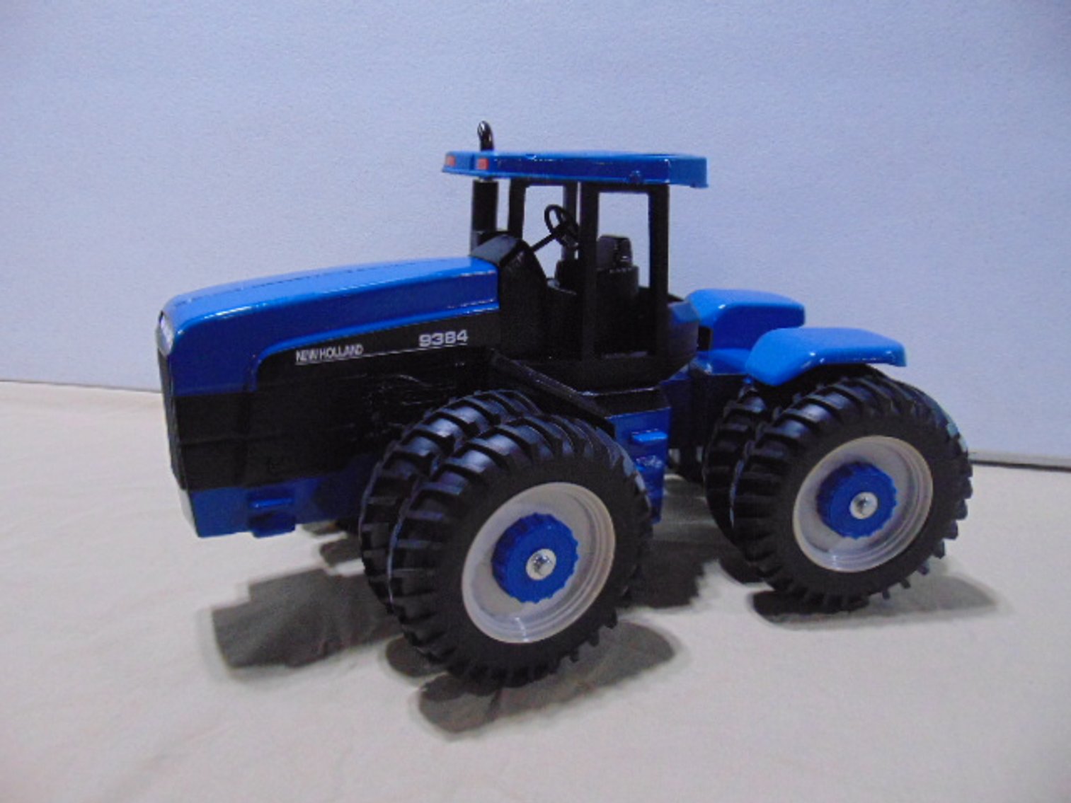 Image for Saturday Leaf'in Summer Labor Day Auctions