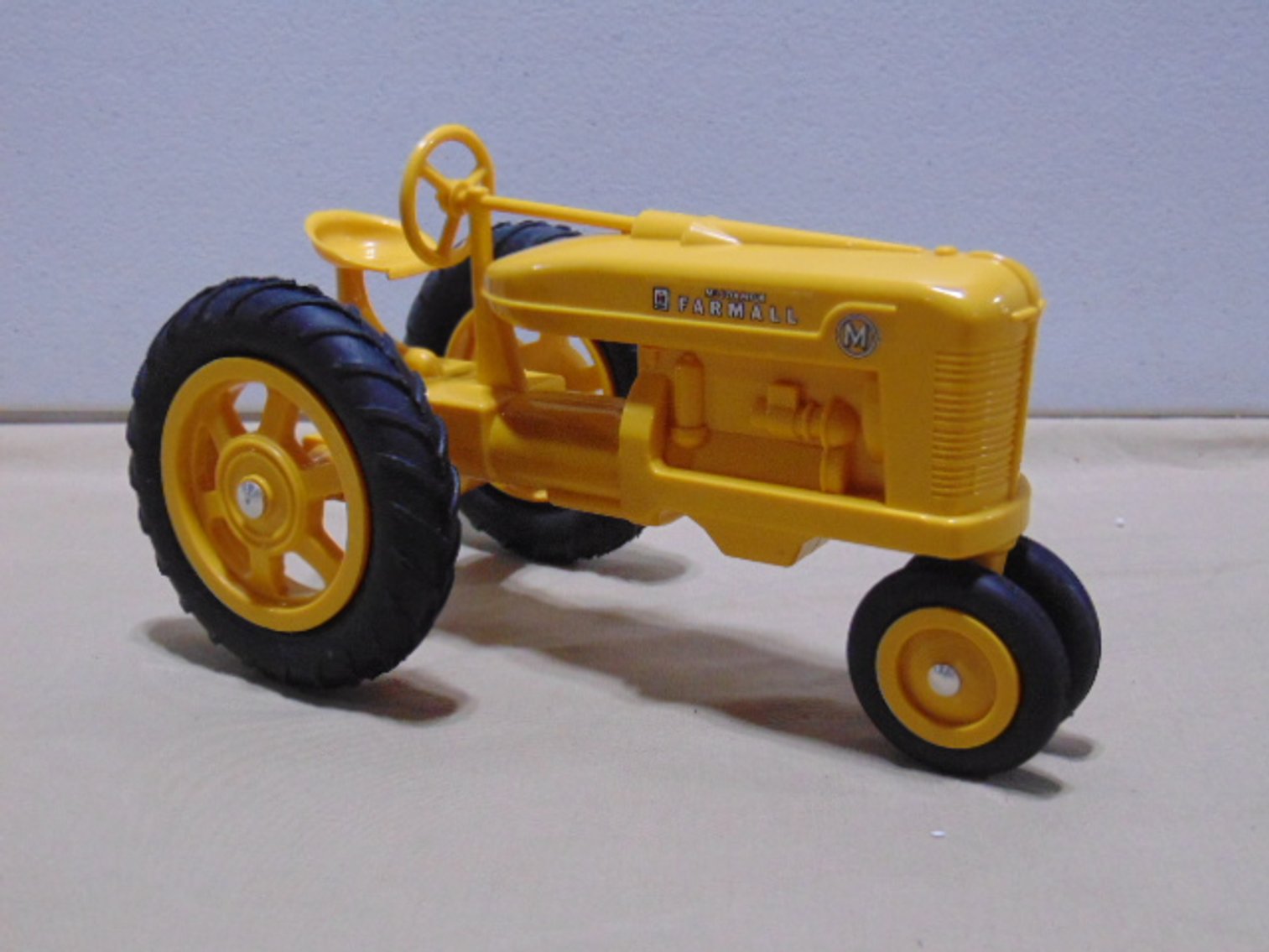 Image for Saturday Leaf'in Summer Labor Day Auctions