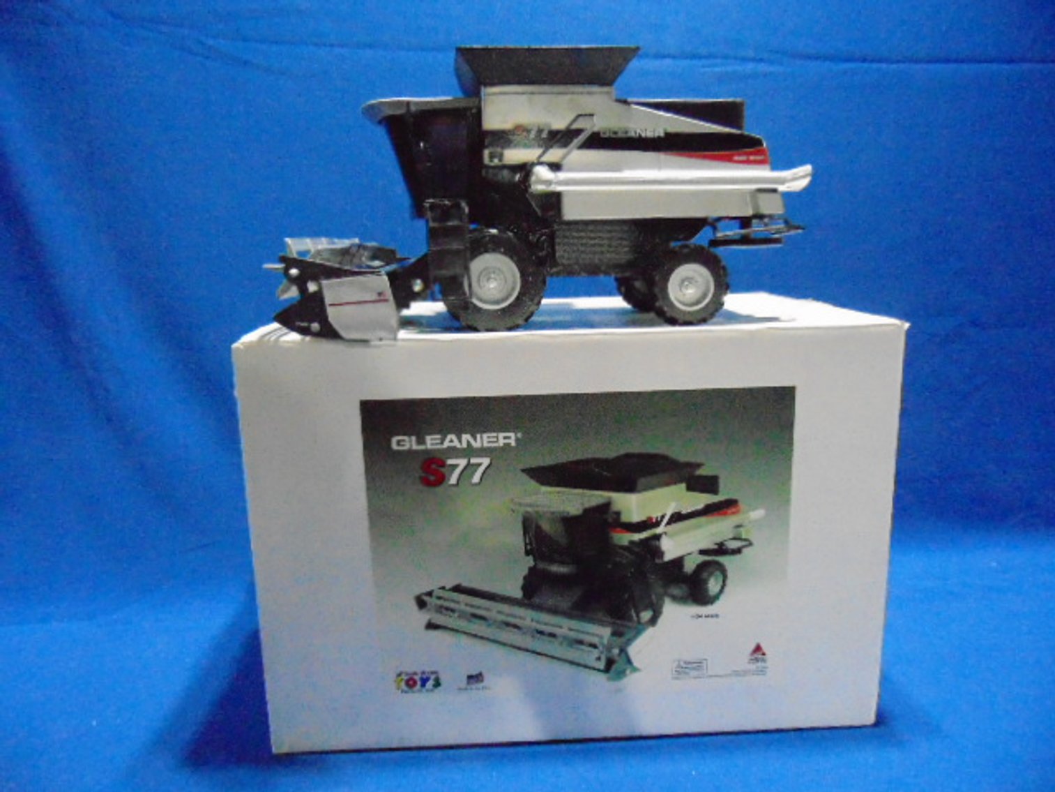 Image for October Dyersville Monthly Farm Toy Auction