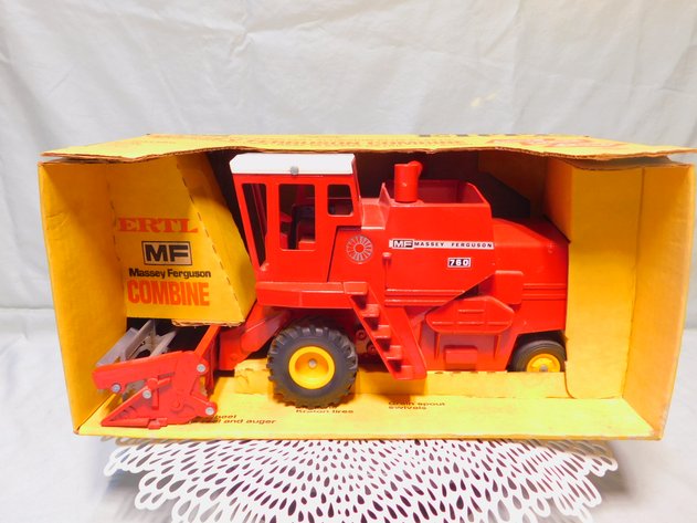 Image for Spring Extravaganza Farm Toy Auction