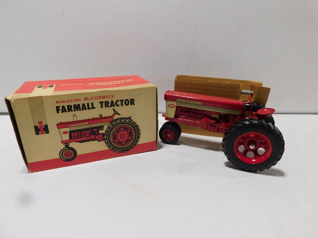 Image for March Dyersville Monthly Farm Toy Auction