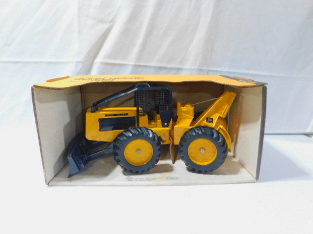 Image for April Dyersville Monthly Farm Toy Auction