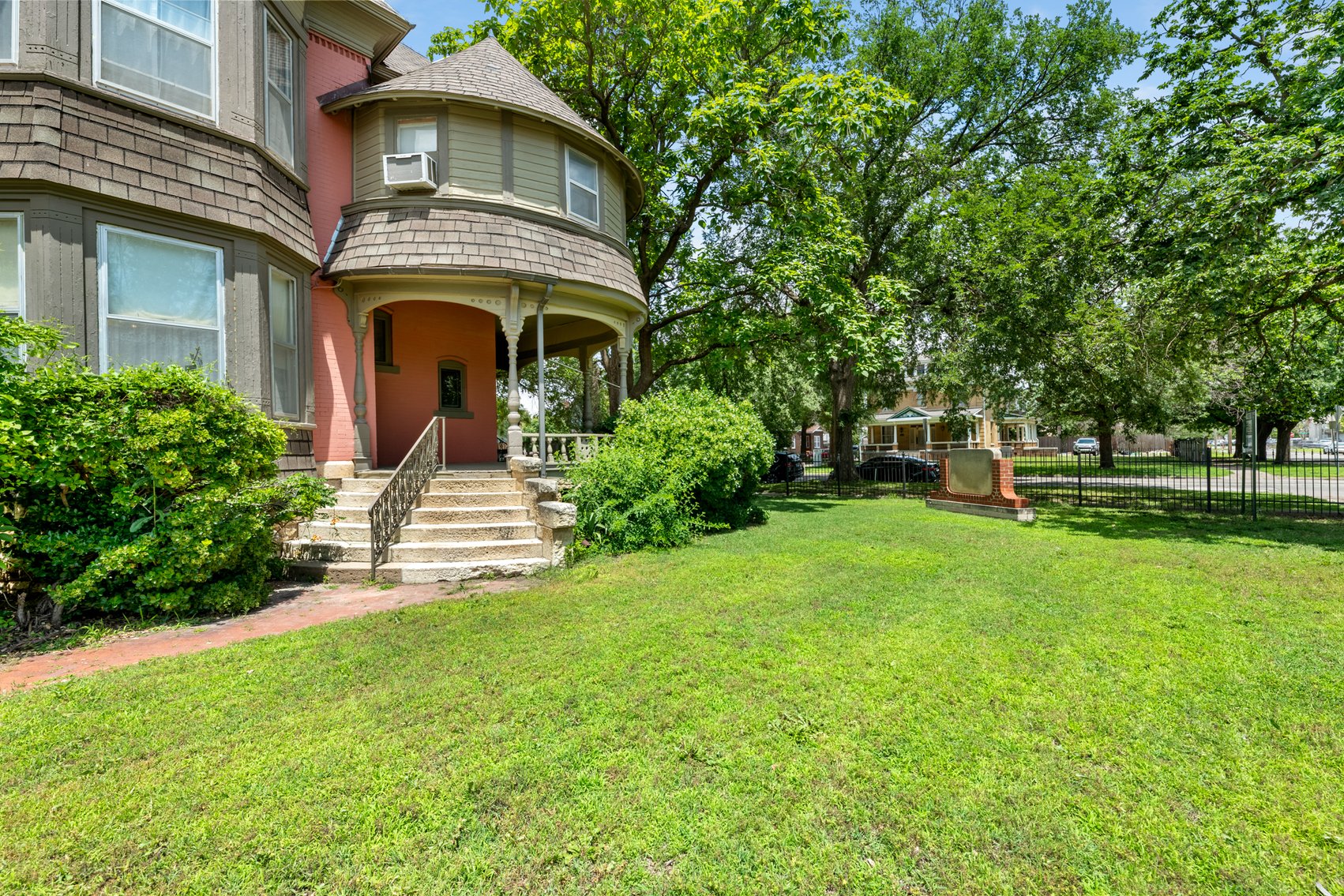 Image for 1005 N Market Street