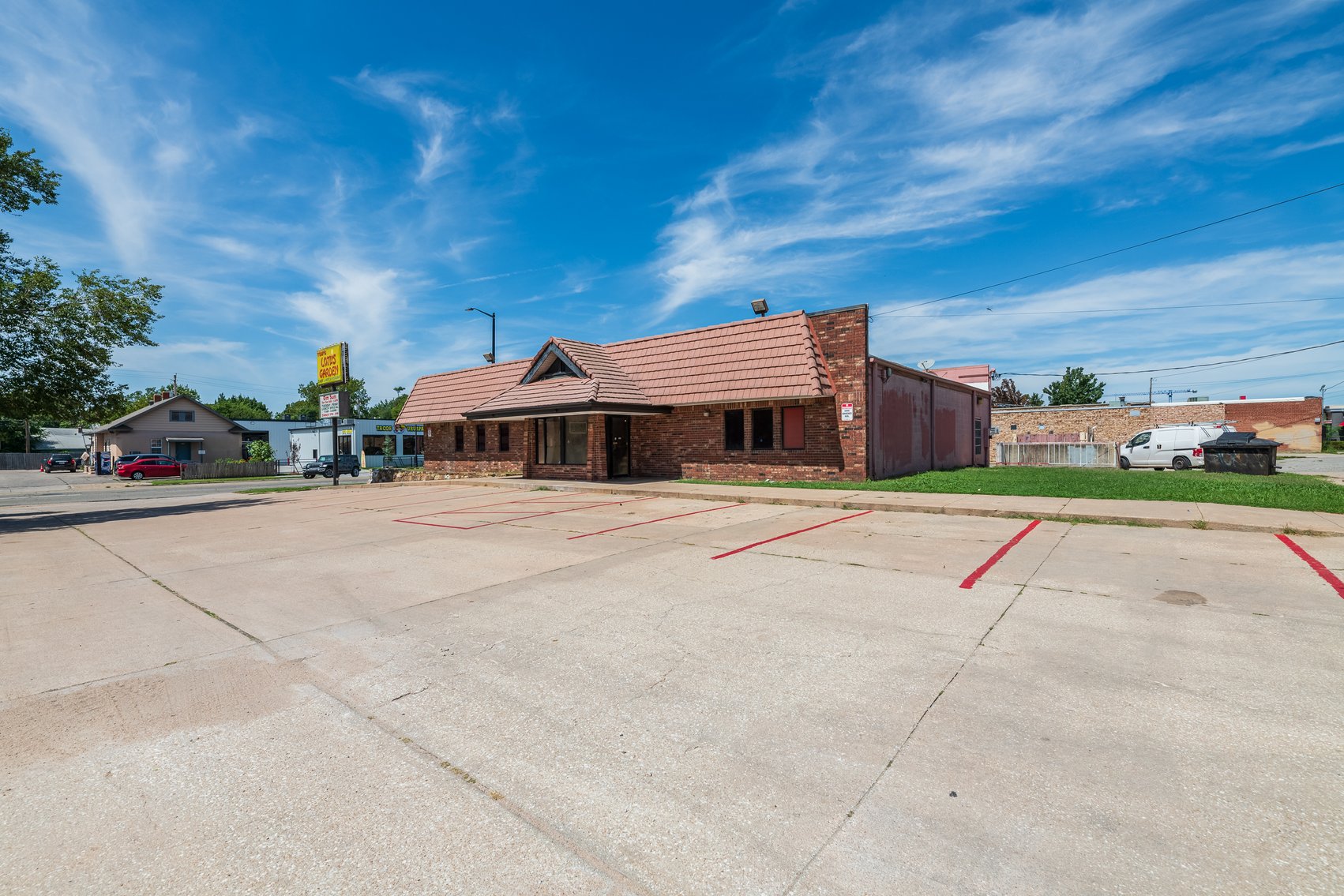 Image for 822 S Broadway