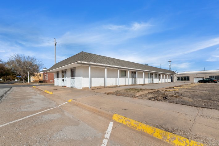 Image for 123 N Bluff Ave