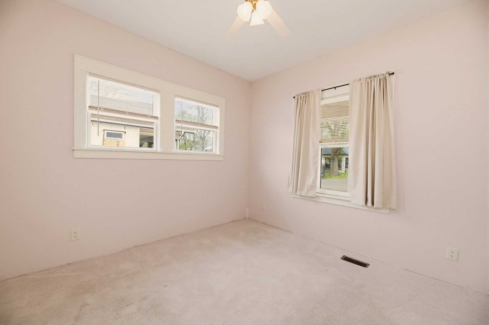 Image for 1341 S Waco Ave