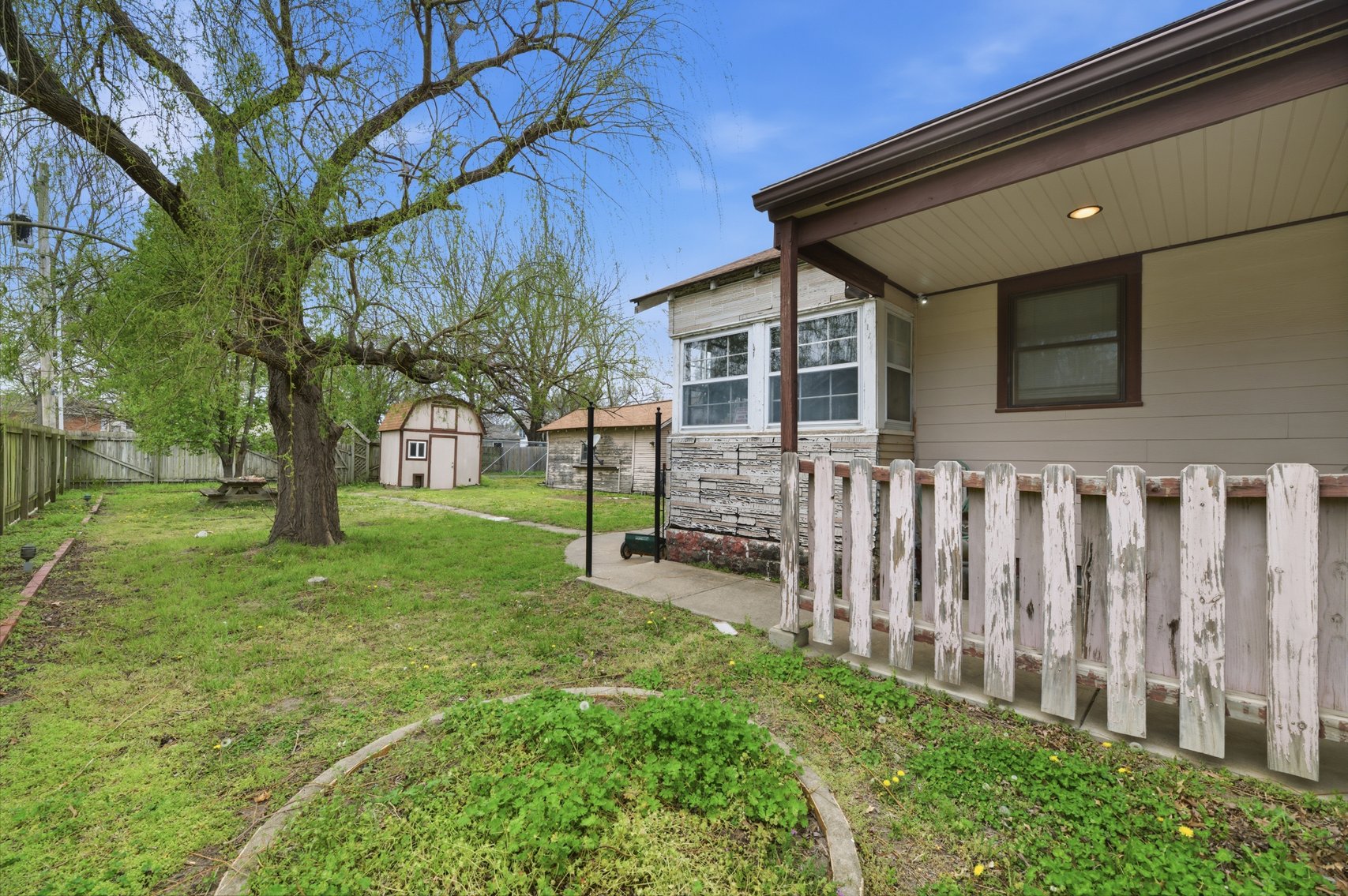 Image for 1341 S Waco Ave