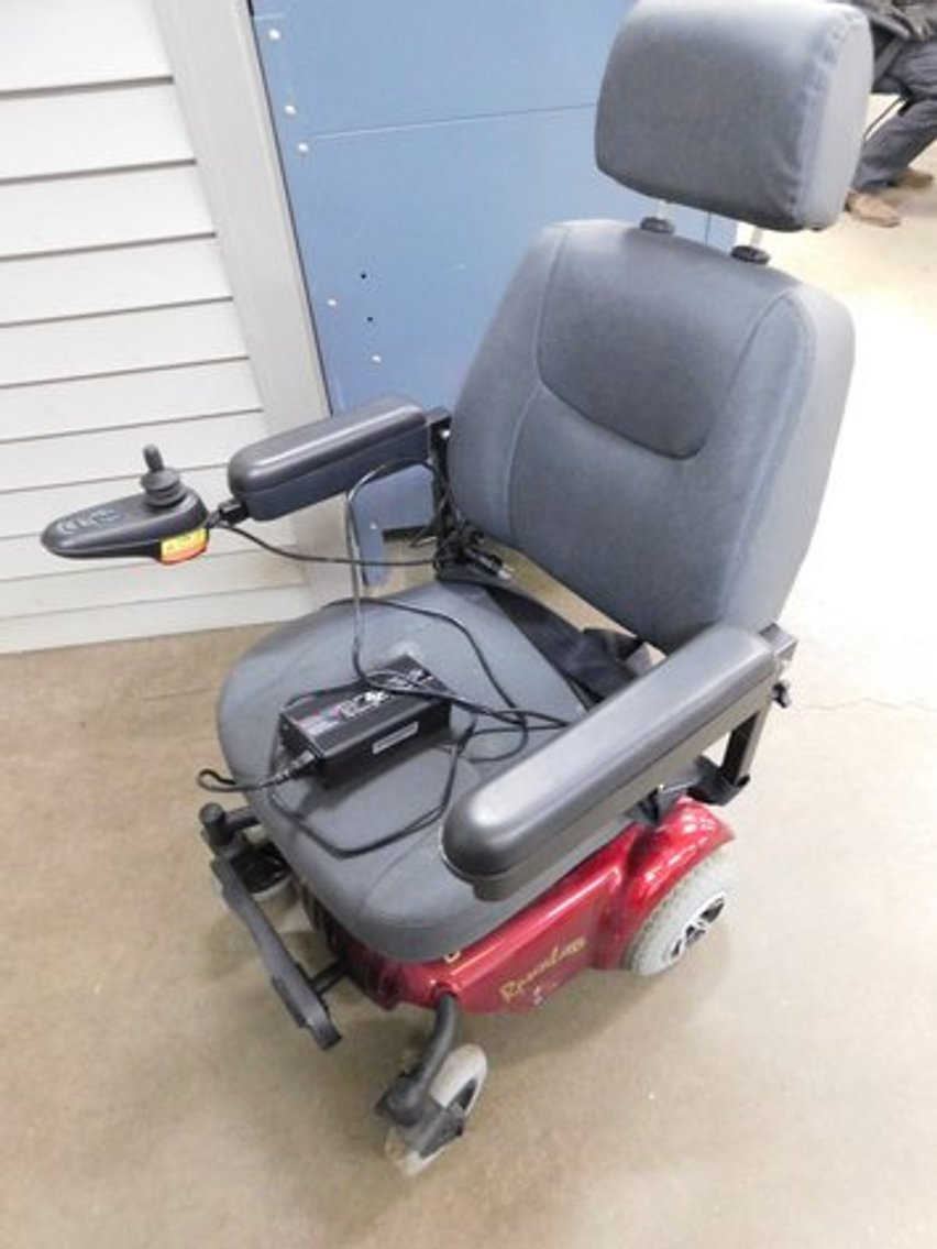 Image for Absolute Online Auction #2049