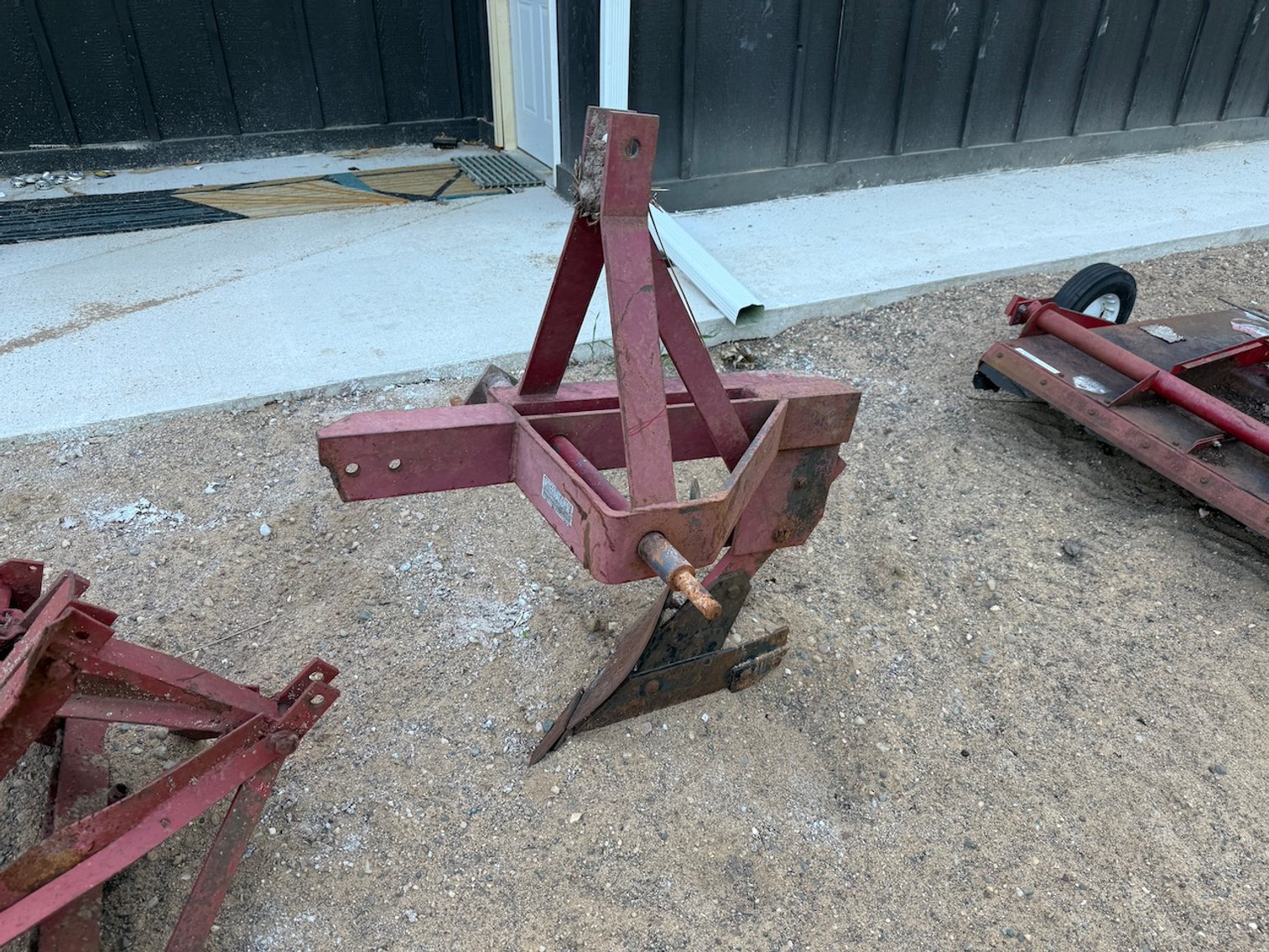 Image for Crandon, WI ** 1922 Buick Car, Motorcycle, Tools, Farm Equipment, Dump Truck, Guns, Boats & More!