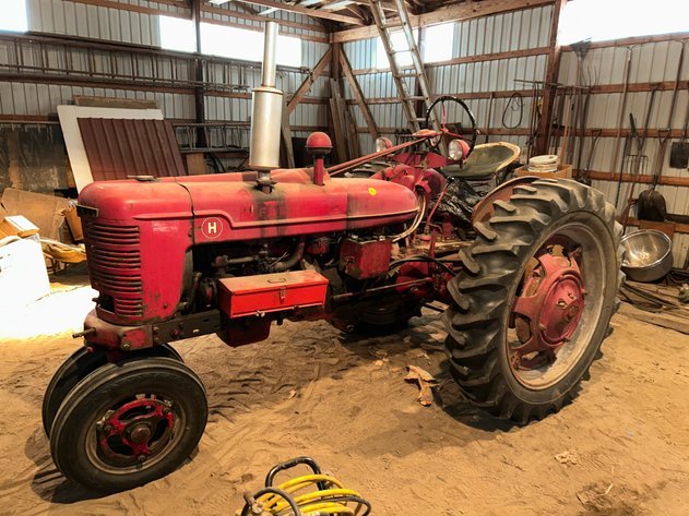 Evelyn Kelly Living Estate Auction