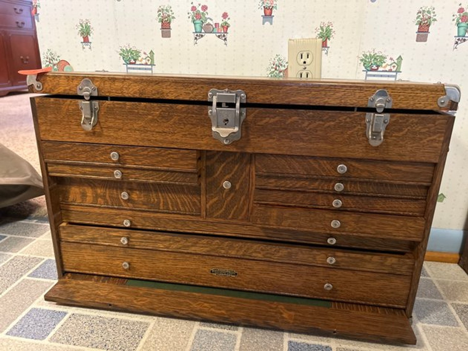 Image for Evelyn Kelly Living Estate Auction