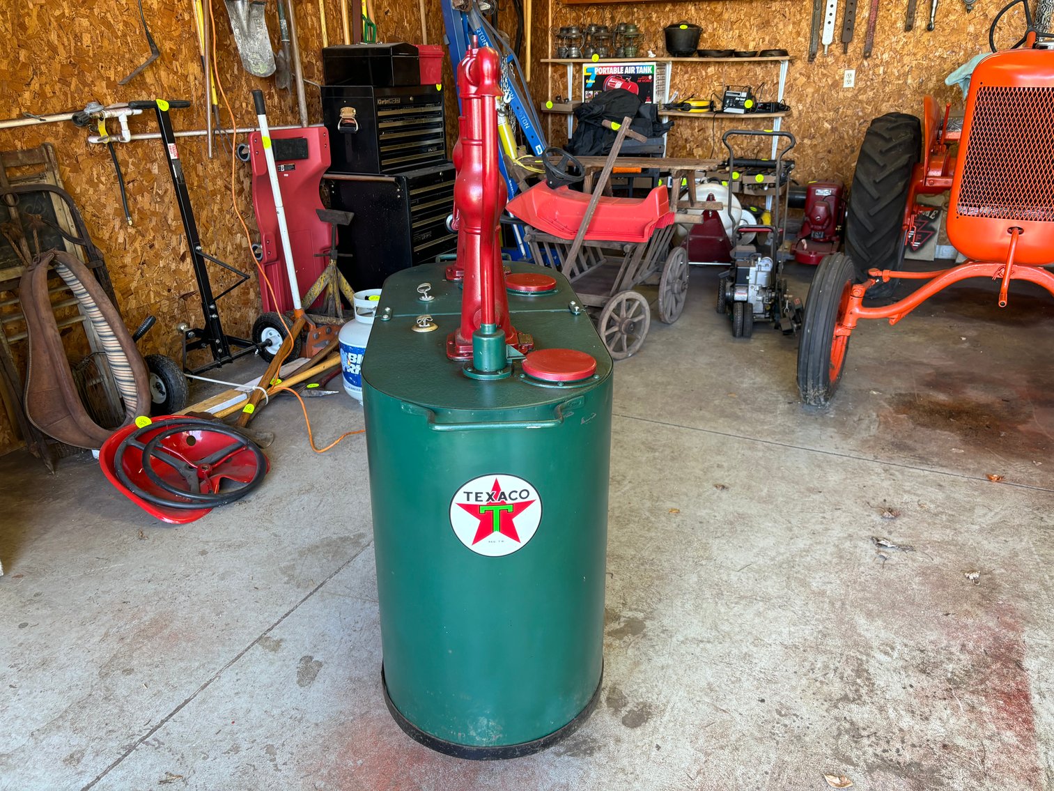 Image for Estate of Lloyd and Mary Daman Auction