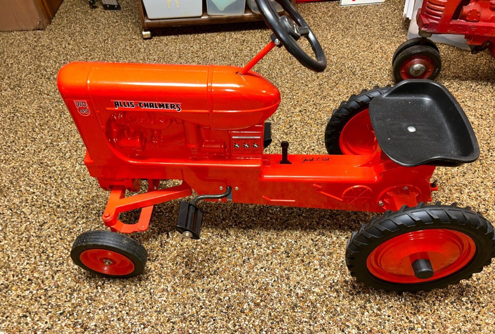 Image for Estate of Lloyd and Mary Daman Auction