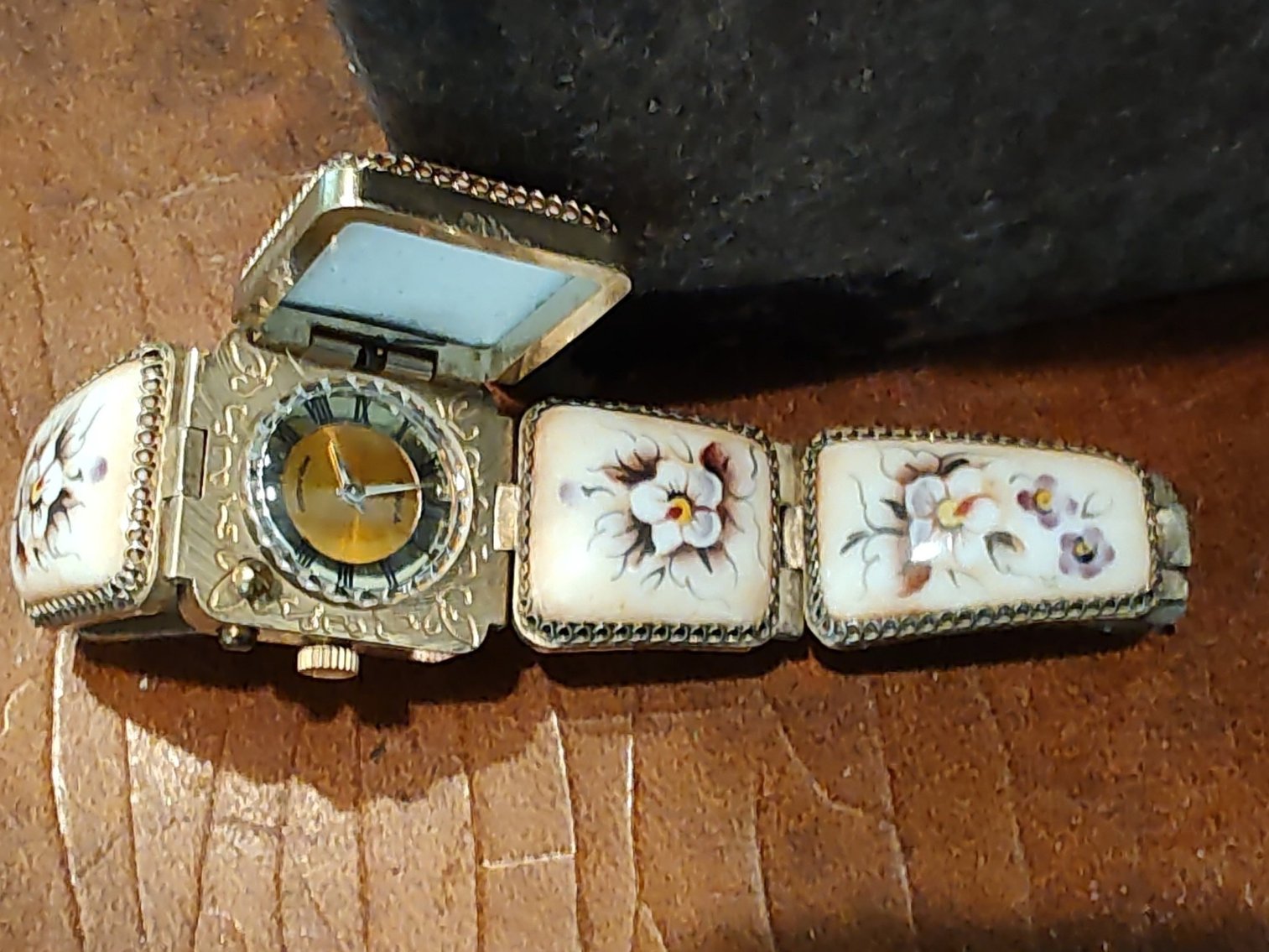 Image for Turnberry  Living Estate Auction